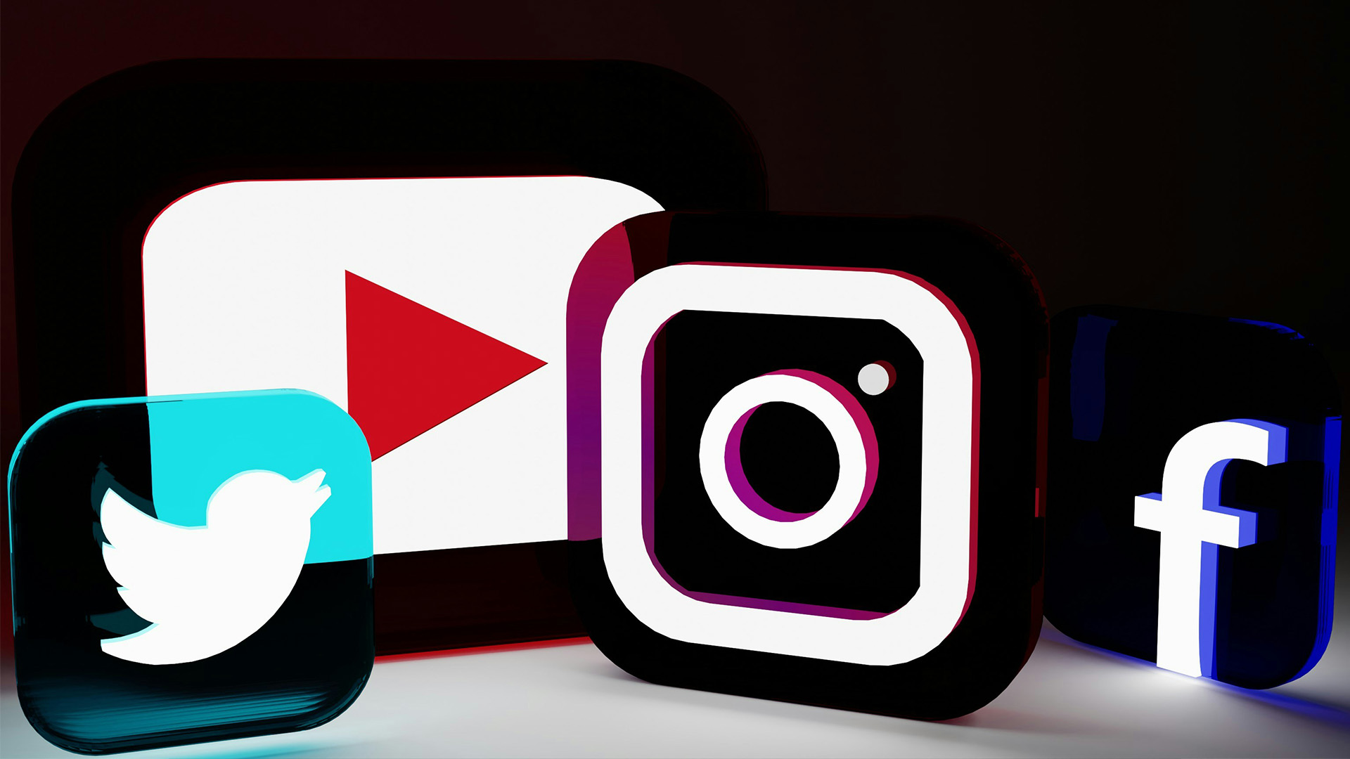 SocialMedia